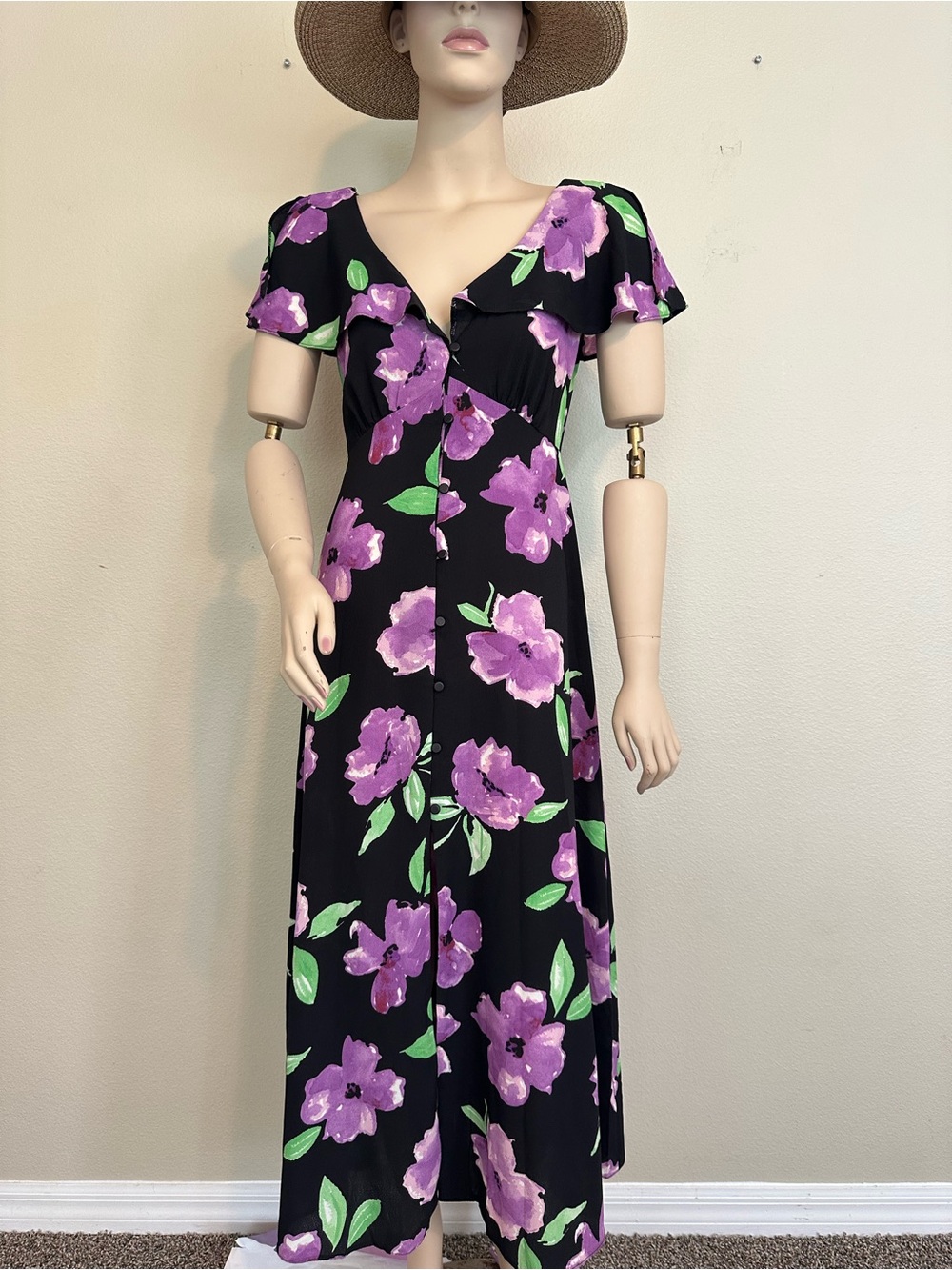 ASOS DESIGN Floral V-Neck Maxi Dress Back Tie Size 4